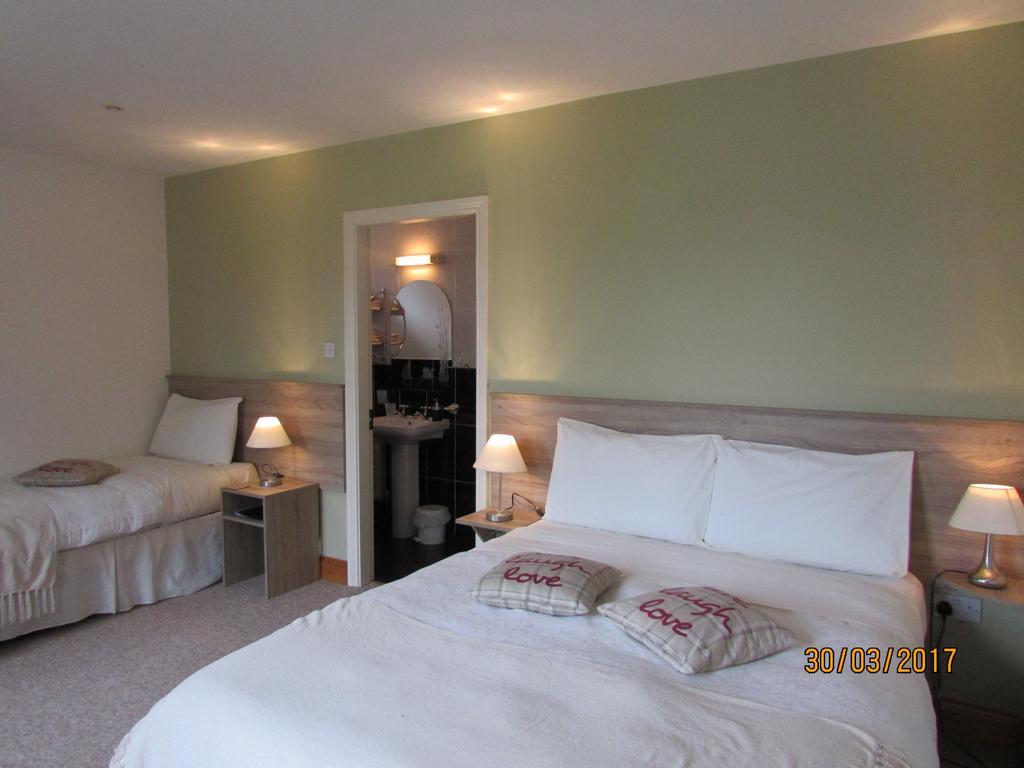 Watersedge Seaviews Otel Kenmare Dış mekan fotoğraf
